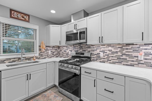 3415 7th Street NW, Rochester, MN 55901