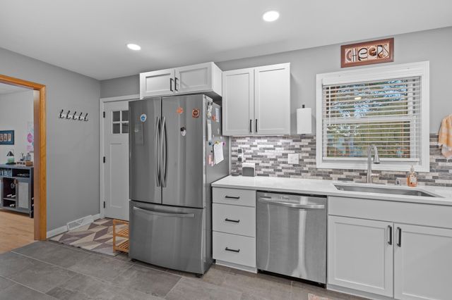 3415 7th Street NW, Rochester, MN 55901