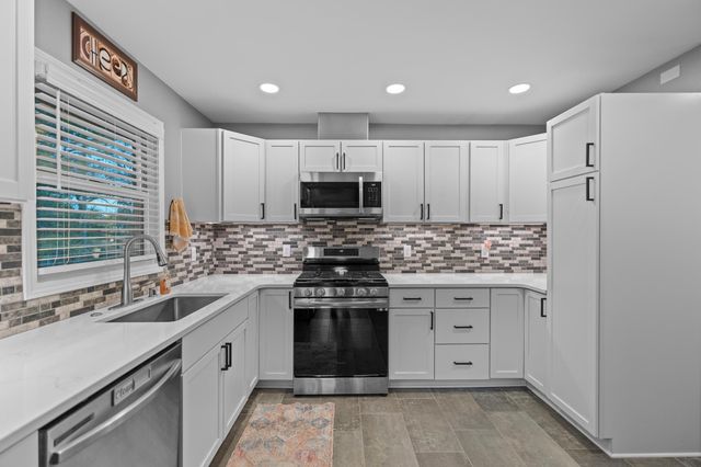 3415 7th Street NW, Rochester, MN 55901