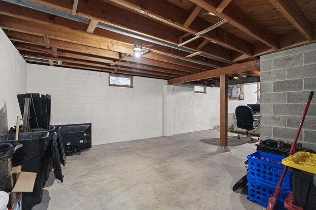 3415 7th Street NW, Rochester, MN 55901