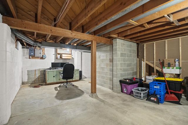 3415 7th Street NW, Rochester, MN 55901