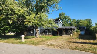 1800 S R Street, Elwood, IN 46036