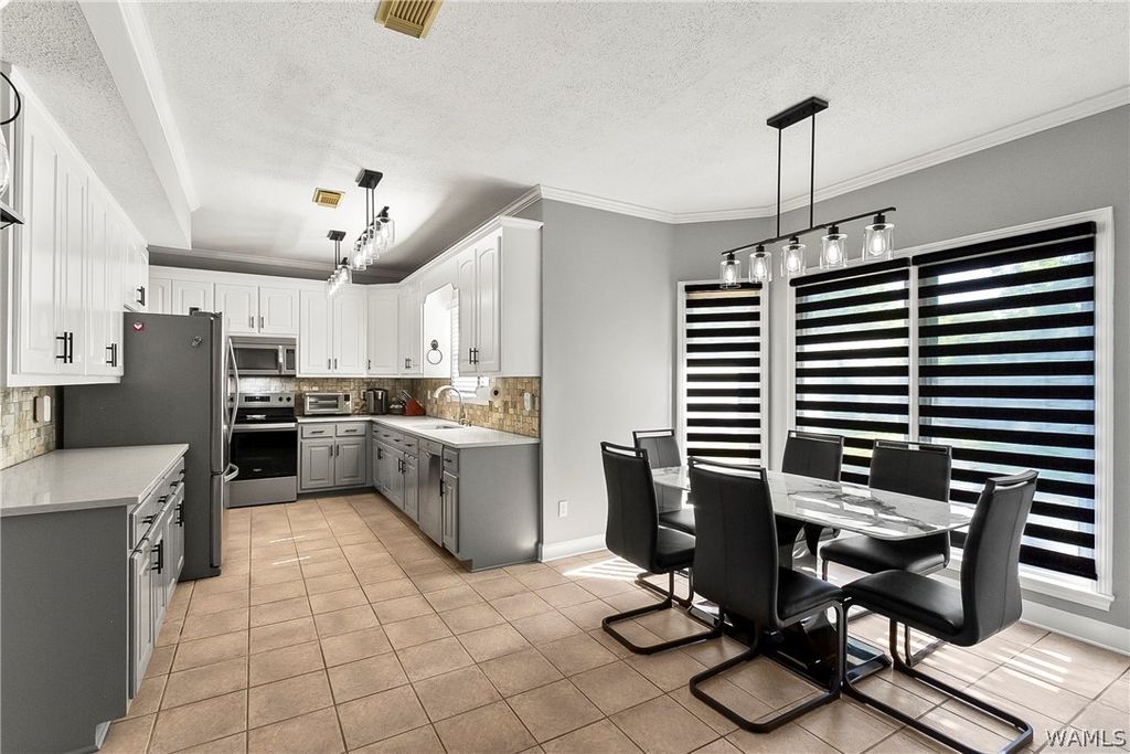 8717 Waverly, Tuscaloosa, AL 35405