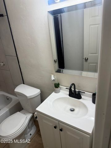 3642 E Ellington Place, Tucson, AZ 85713