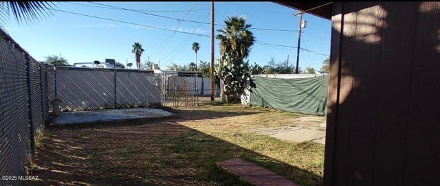 3642 E Ellington Place, Tucson, AZ 85713