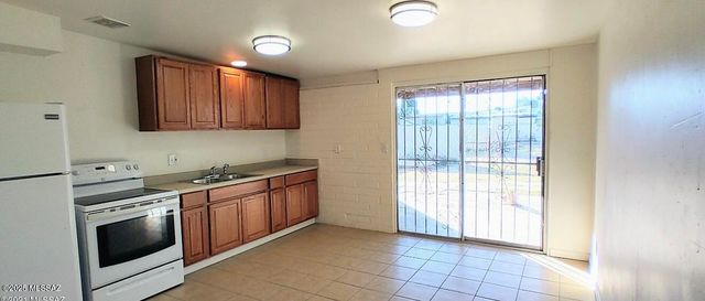 3642 E Ellington Place, Tucson, AZ 85713