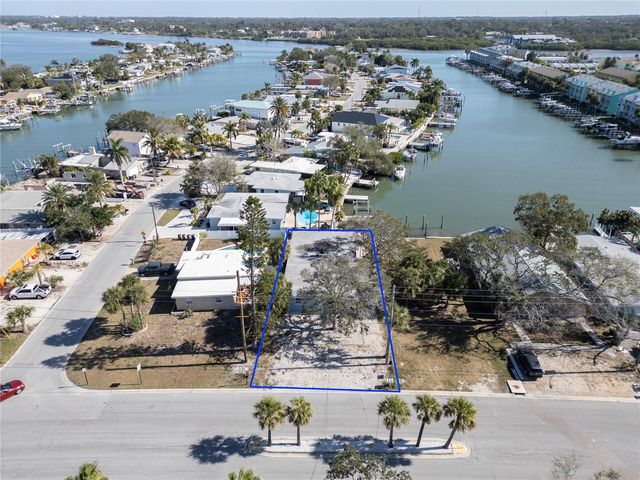 717 E GULF BOULEVARD 3, Indian Rocks Beach, FL 33785