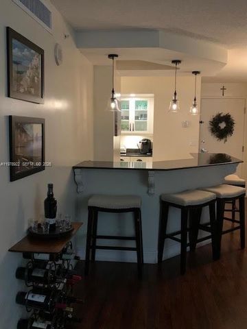 6917 Collins Ave 622, Miami Beach, FL 33141