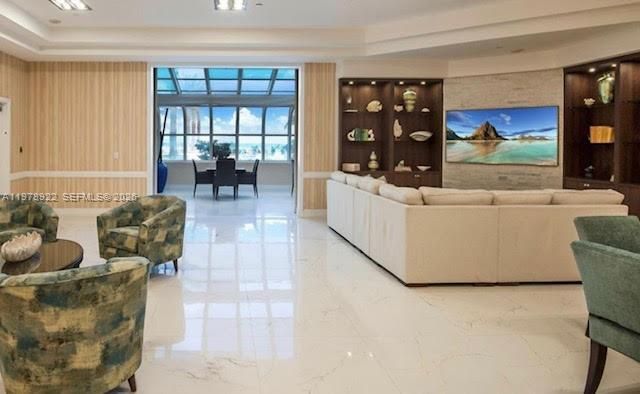 6917 Collins Ave 622, Miami Beach, FL 33141