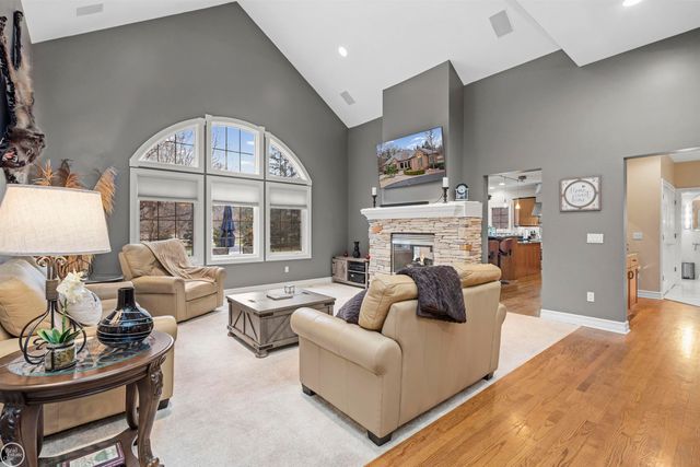 157 Great Pines Drive, Oxford, MI 48371