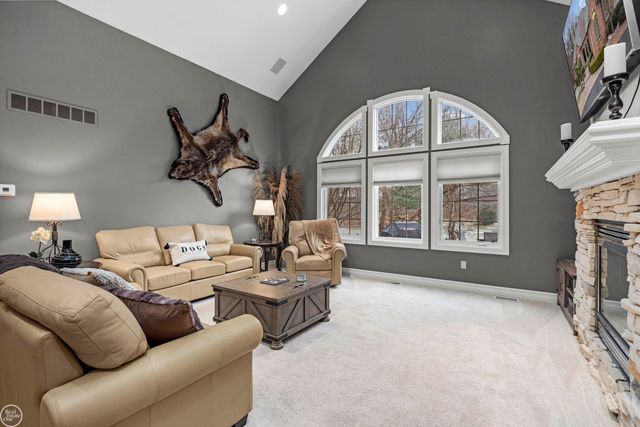 157 Great Pines Drive, Oxford, MI 48371