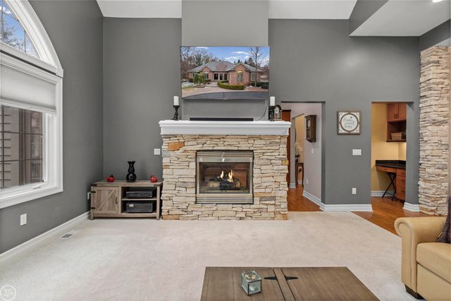 157 Great Pines Drive, Oxford, MI 48371