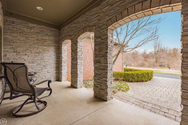 157 Great Pines Drive, Oxford, MI 48371