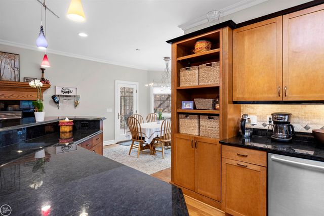 157 Great Pines Drive, Oxford, MI 48371