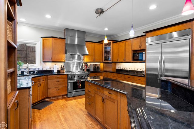 157 Great Pines Drive, Oxford, MI 48371