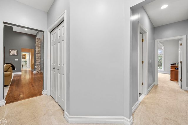 157 Great Pines Drive, Oxford, MI 48371