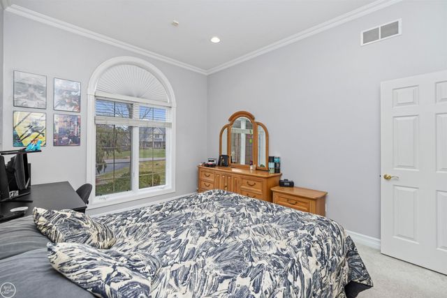 157 Great Pines Drive, Oxford, MI 48371