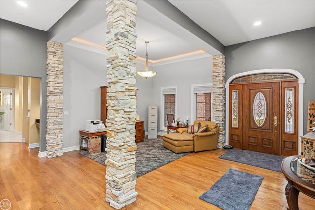 157 Great Pines Drive, Oxford, MI 48371