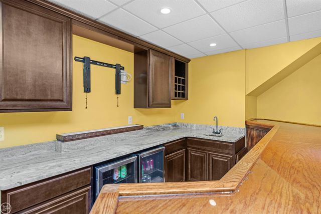 157 Great Pines Drive, Oxford, MI 48371