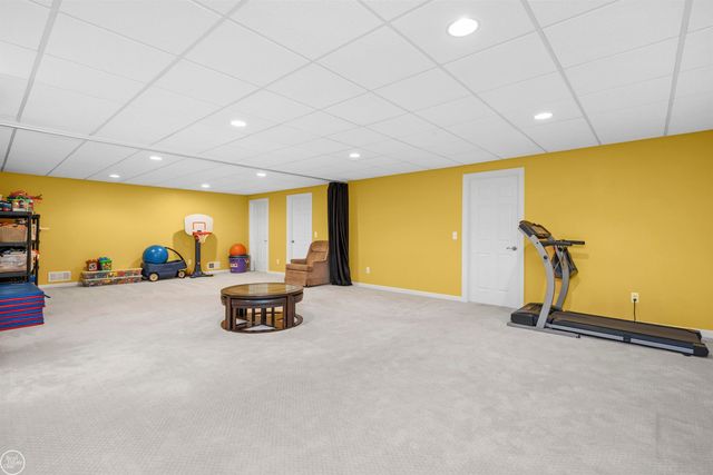 157 Great Pines Drive, Oxford, MI 48371