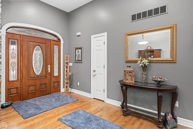 157 Great Pines Drive, Oxford, MI 48371