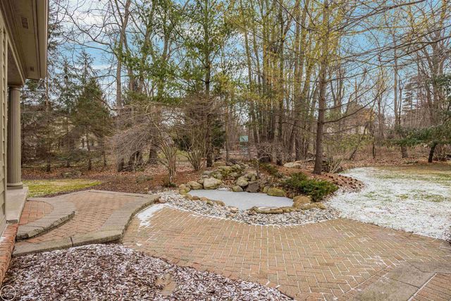 157 Great Pines Drive, Oxford, MI 48371