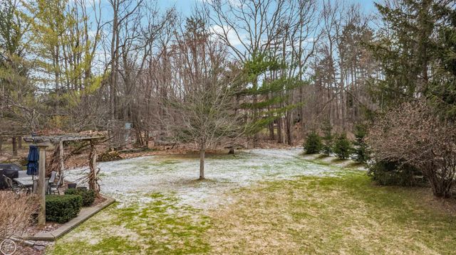 157 Great Pines Drive, Oxford, MI 48371