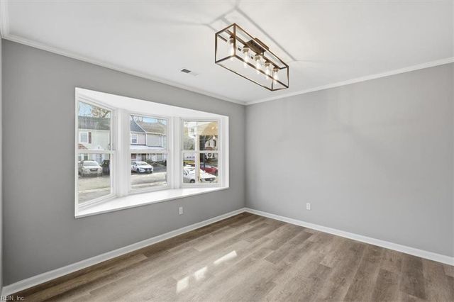 121 Whitewater DR, Newport News, VA 23608