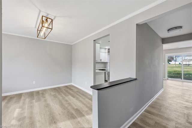 121 Whitewater DR, Newport News, VA 23608