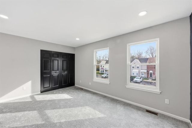 121 Whitewater DR, Newport News, VA 23608