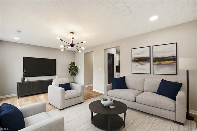 121 Whitewater DR, Newport News, VA 23608