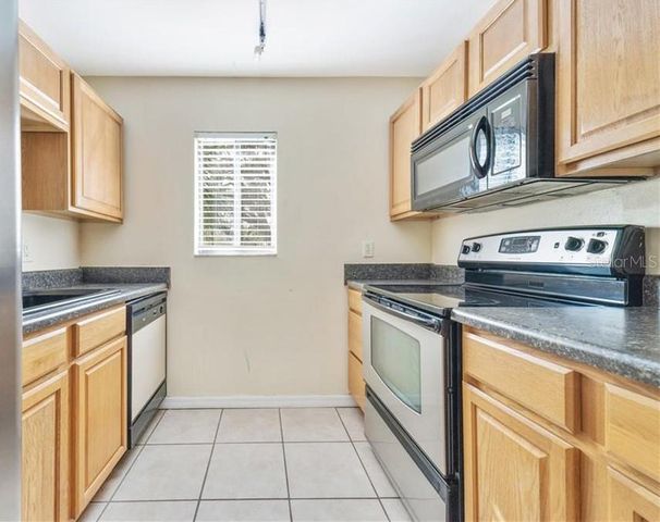 3254 S SEMORAN BOULEVARD 21, Orlando, FL 32822