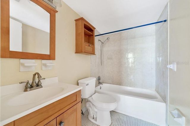 3254 S SEMORAN BOULEVARD 21, Orlando, FL 32822