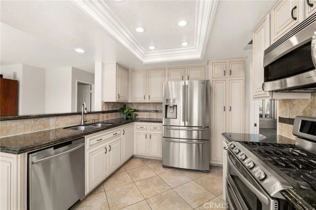 17879 Via La Cresta, Chino Hills, CA 91709