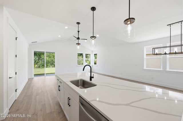 15 ULMUS Place, Palm Coast, FL 32164