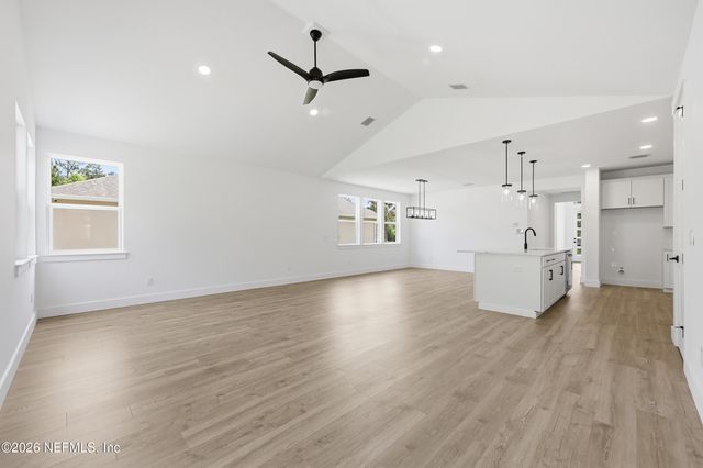 15 ULMUS Place, Palm Coast, FL 32164