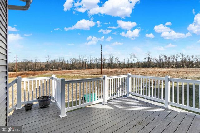 2072 N AUTUMN CHASE DRIVE, Mechanicsburg, PA 17055