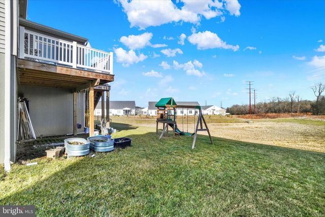 2072 N AUTUMN CHASE DRIVE, Mechanicsburg, PA 17055