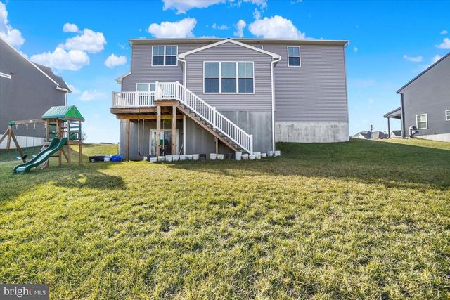 2072 N AUTUMN CHASE DRIVE, Mechanicsburg, PA 17055