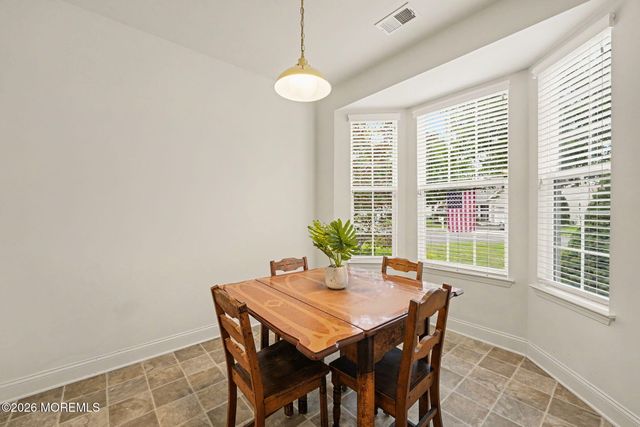 18 Blyth Lane, Jackson, NJ 08527