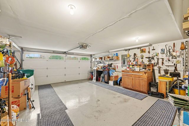 18 Blyth Lane, Jackson, NJ 08527