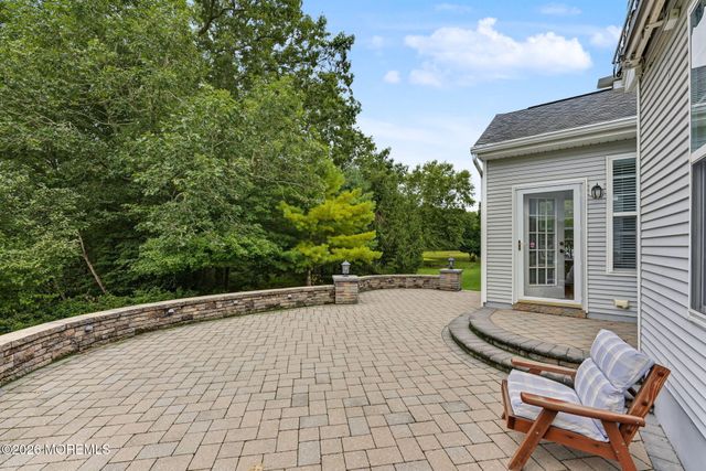 18 Blyth Lane, Jackson, NJ 08527