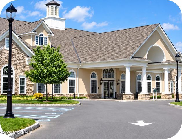 18 Blyth Lane, Jackson, NJ 08527