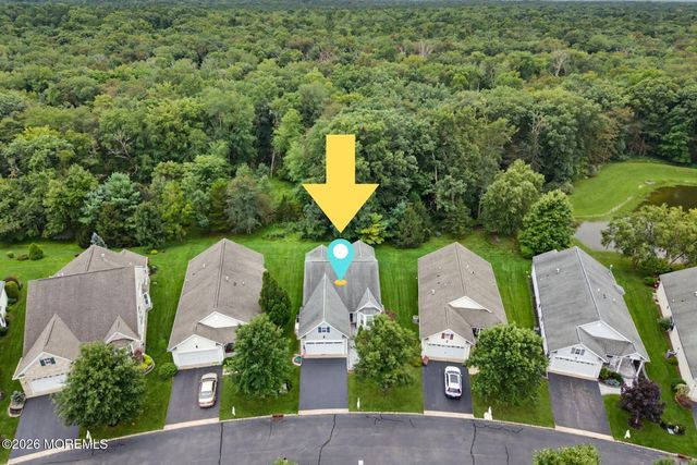 18 Blyth Lane, Jackson, NJ 08527