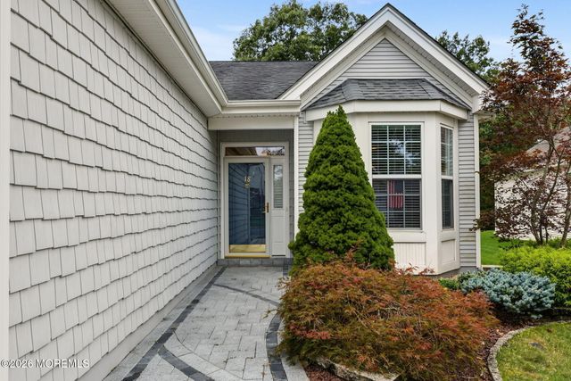 18 Blyth Lane, Jackson, NJ 08527