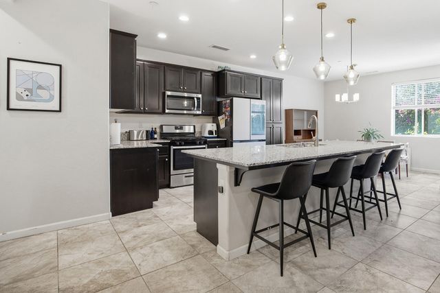 3039 Britannia Street, Tulare, CA 93274