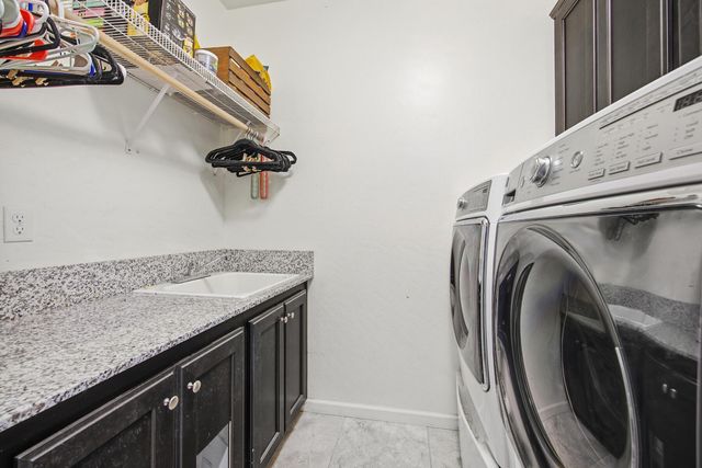 3039 Britannia Street, Tulare, CA 93274