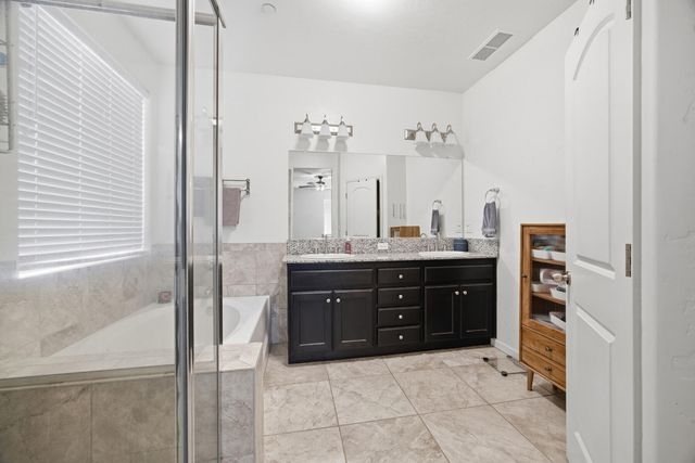 3039 Britannia Street, Tulare, CA 93274