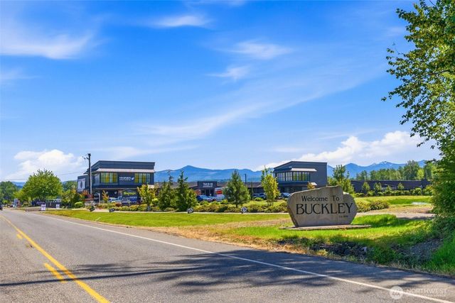 1417 Hamilton Place, Buckley, WA 98321