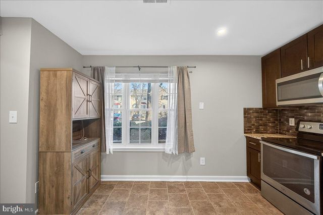 16294 TACONIC CIR, Dumfries, VA 22025